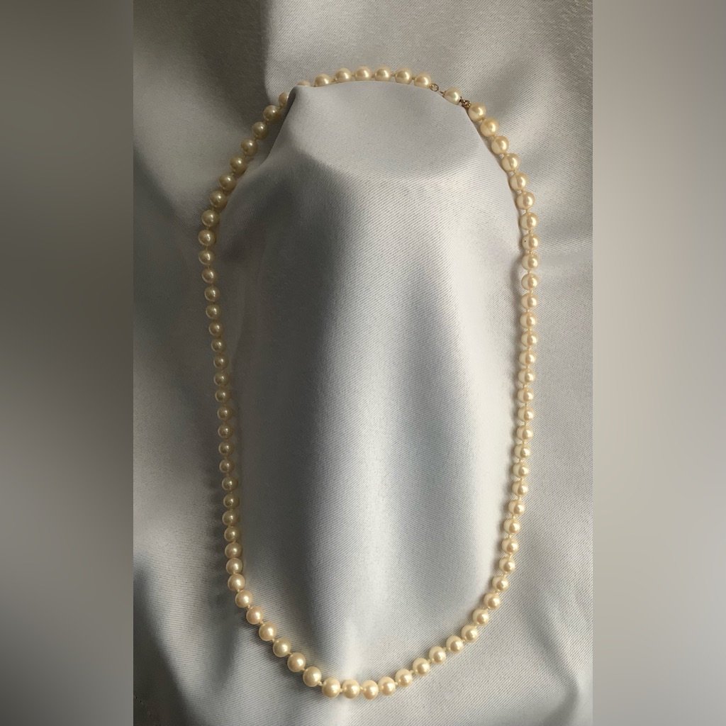 Vintage Marvella Pearl Necklace 34$
